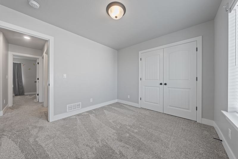 1140 John Hancock Ave