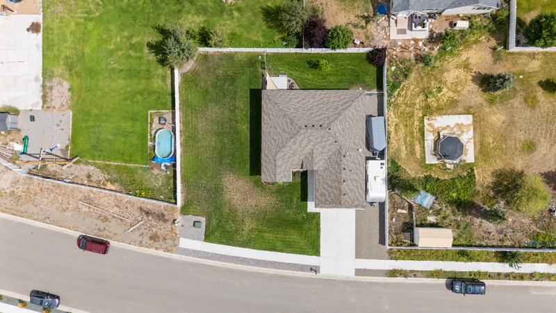 Aerial, roof and rear yard